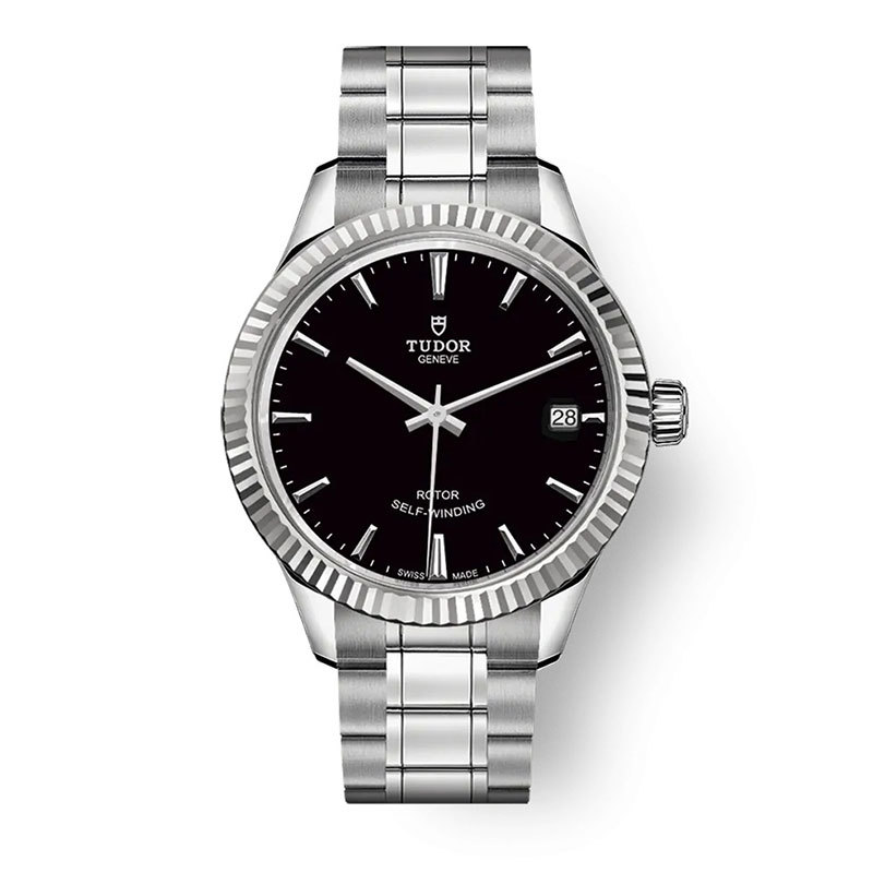 TUDOR | STYLE | Style Date | 21935.jpg