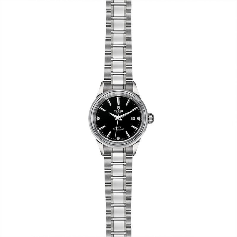 TUDOR | STYLE | Style | 22024.jpg