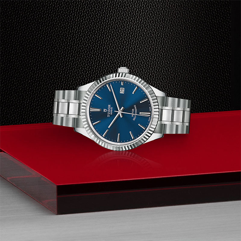 TUDOR | STYLE | Style | 22249.jpg