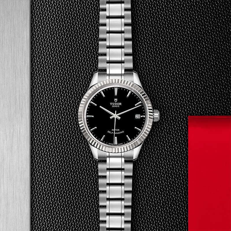 TUDOR | STYLE | Style Date | 22262.jpg