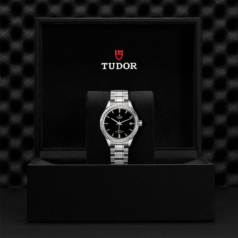 TUDOR | STYLE | Style Date | 22263.jpg