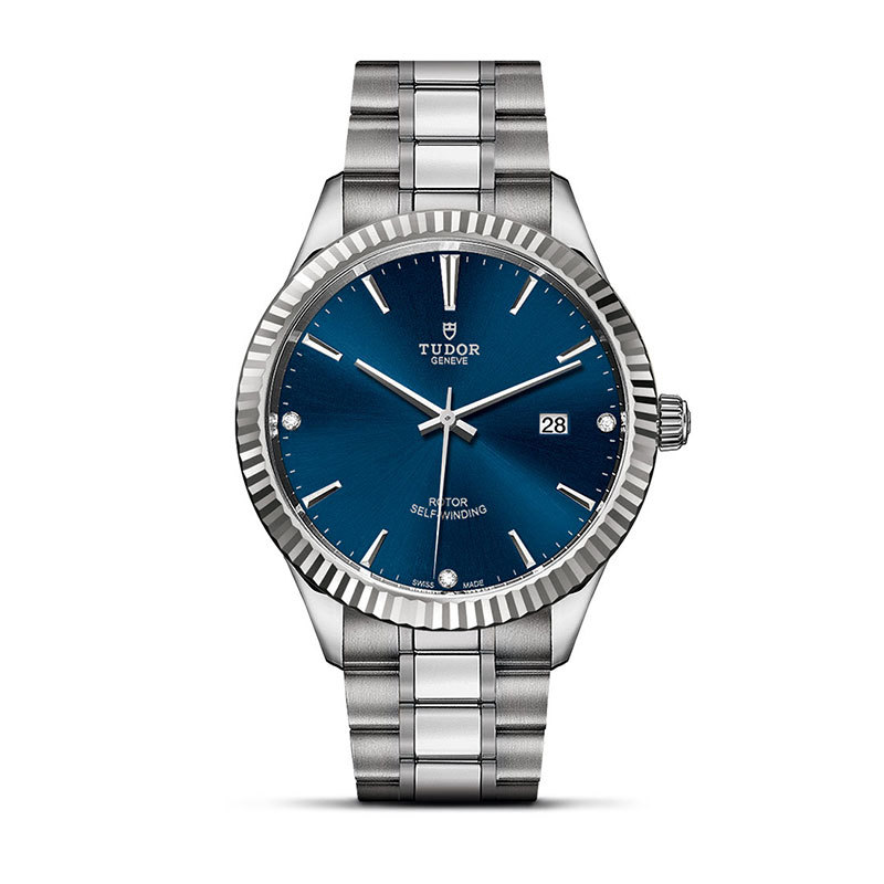 TUDOR | STYLE | Style | 23374.jpg