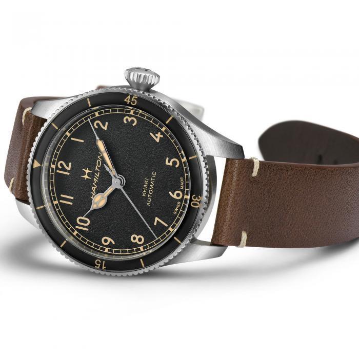 HAMILTON | KHAKI AVIATION | Khaki Aviation Pilot Pioneer | 24547.jpg