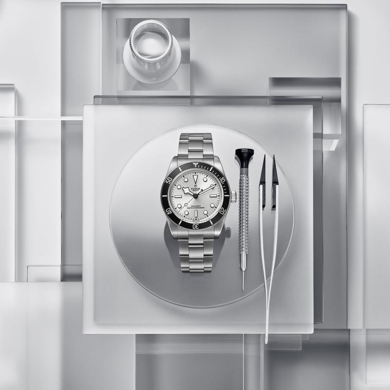 TUDOR | BLACK BAY | Black Bay 68 | 52230.jpg