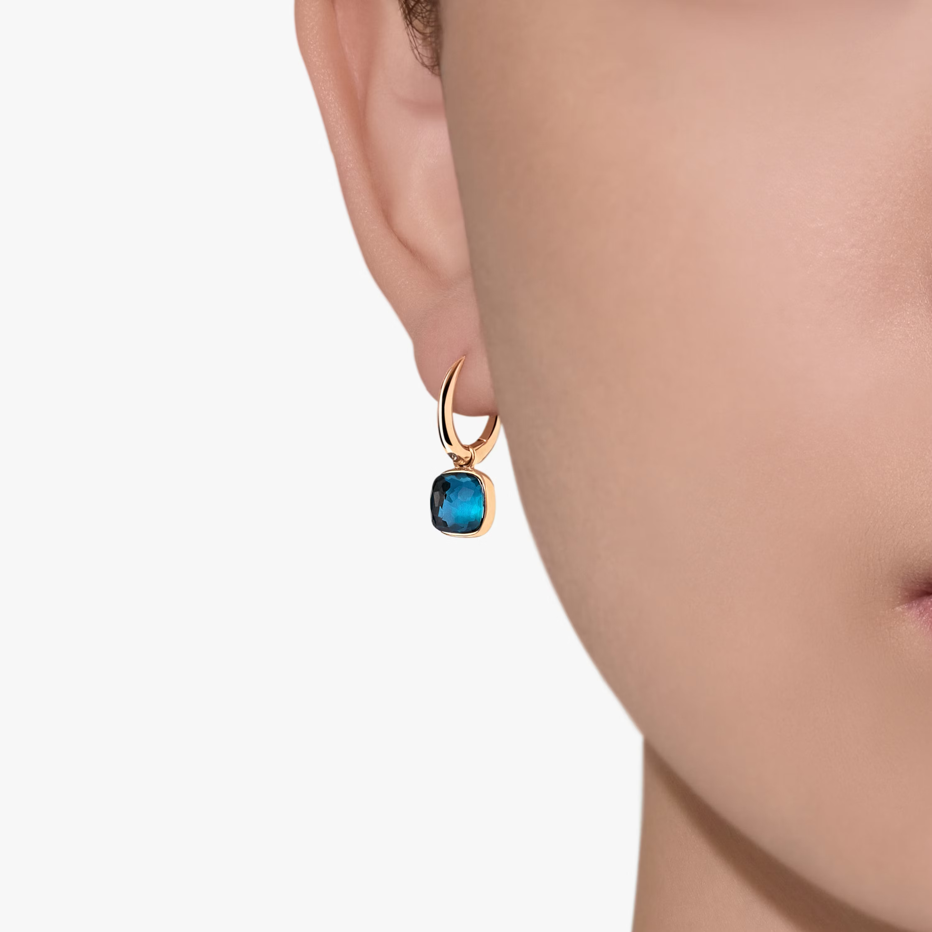 POMELLATO | NUDO | Orecchini Nudo Classic Mini | 70885.jpg